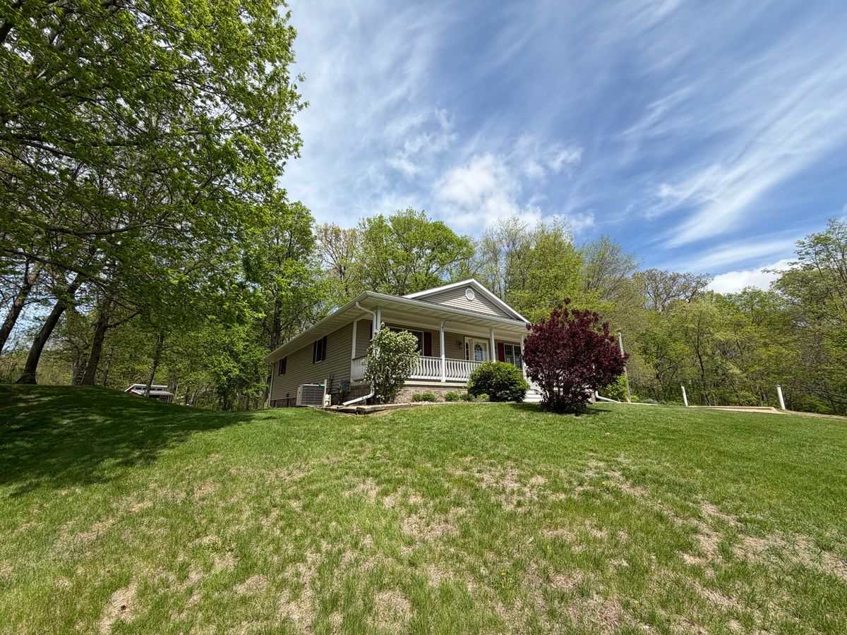 8507 Hickory Hills Drive, Fenton, IL 61251