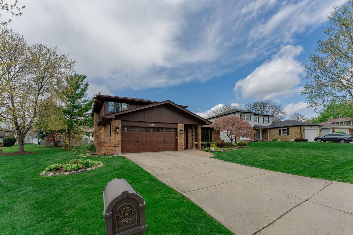 6486 HANOVER Court, Lisle, IL 60532