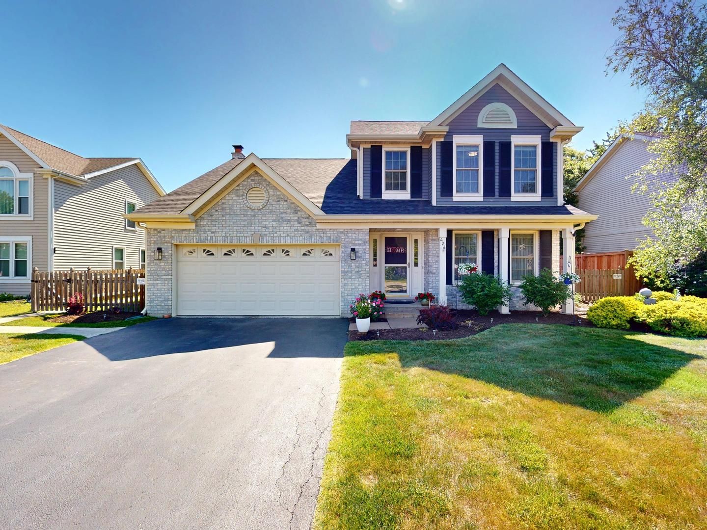 426 Farmhill Circle — Wauconda, IL 60084