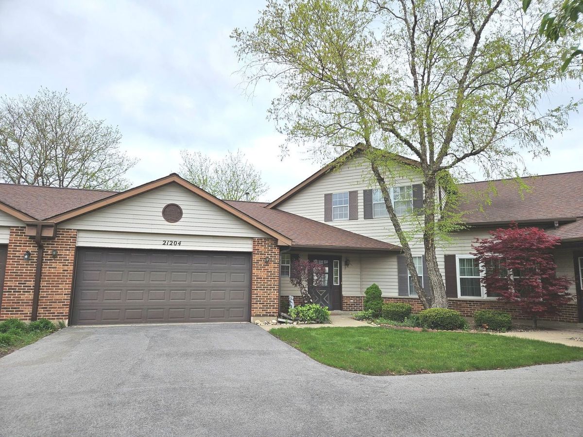 21204 Silktree Circle, Plainfield, IL 60544