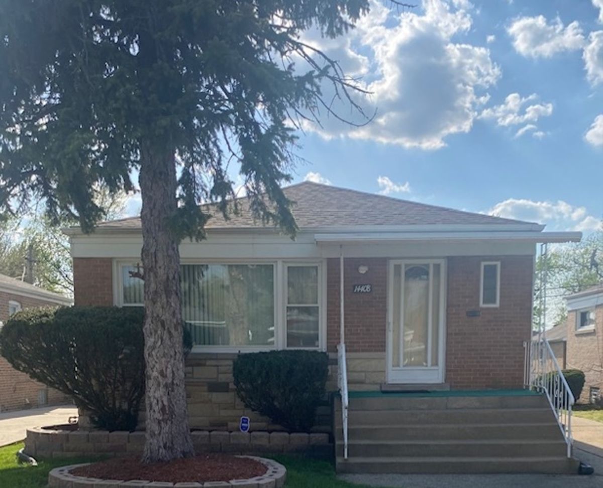 14408 Hoxie Avenue, Burnham, IL 60633