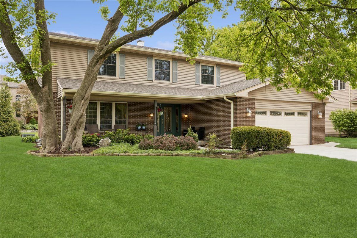 512 68th Street — Downers Grove, IL 60516