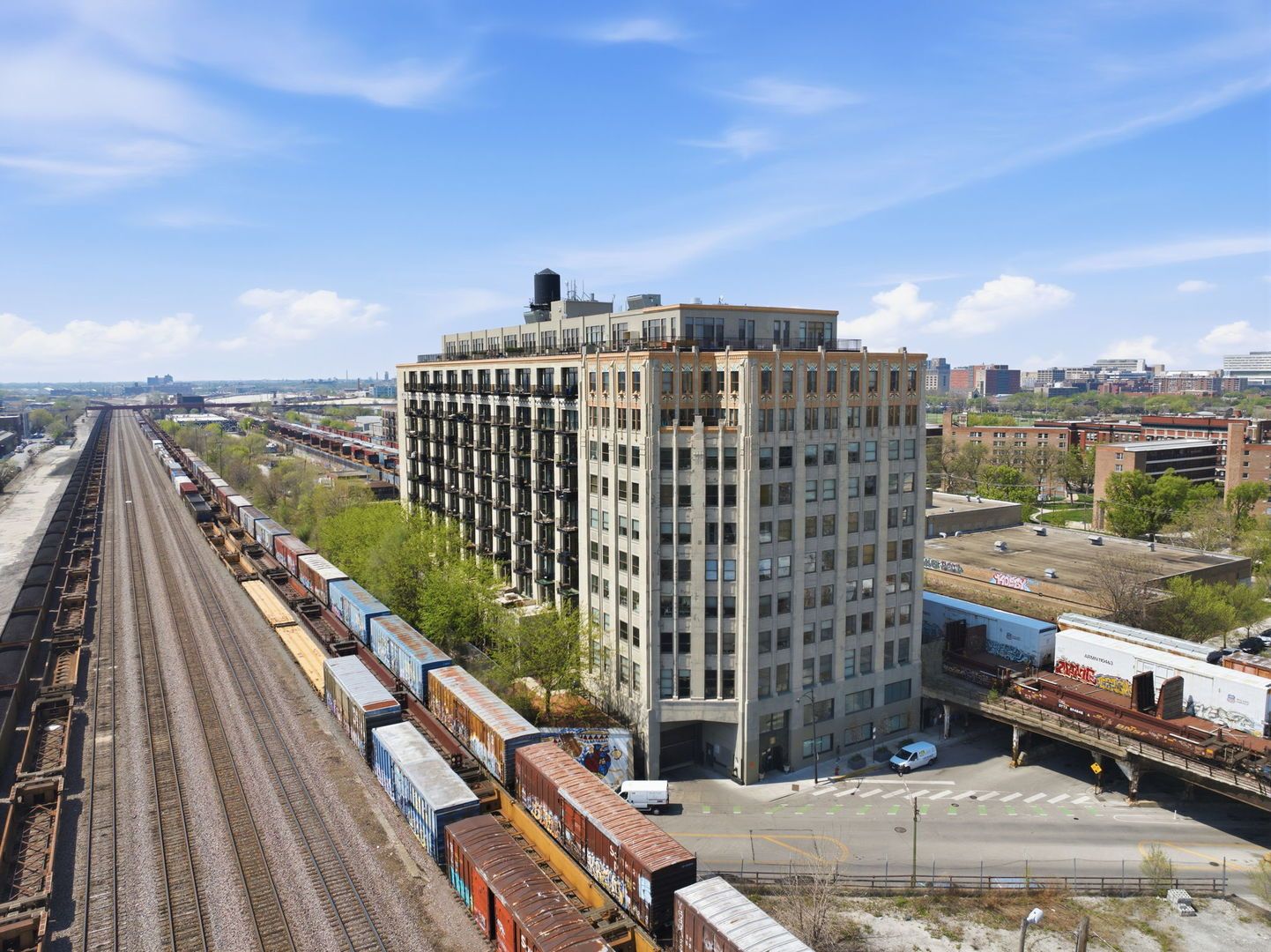 1550 S Blue Island Avenue #912 — Chicago, IL 60608