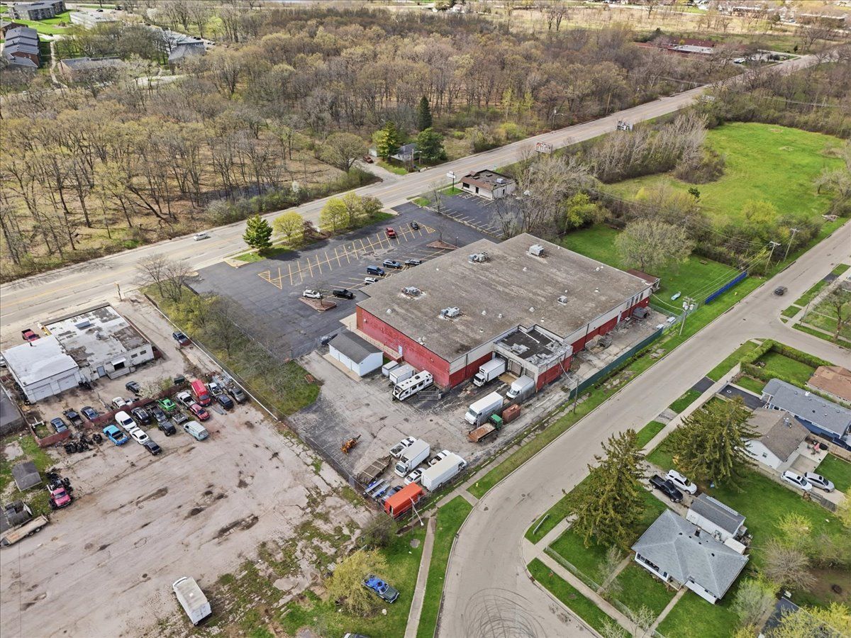 1301 Lewis Avenue, Waukegan, IL 60085