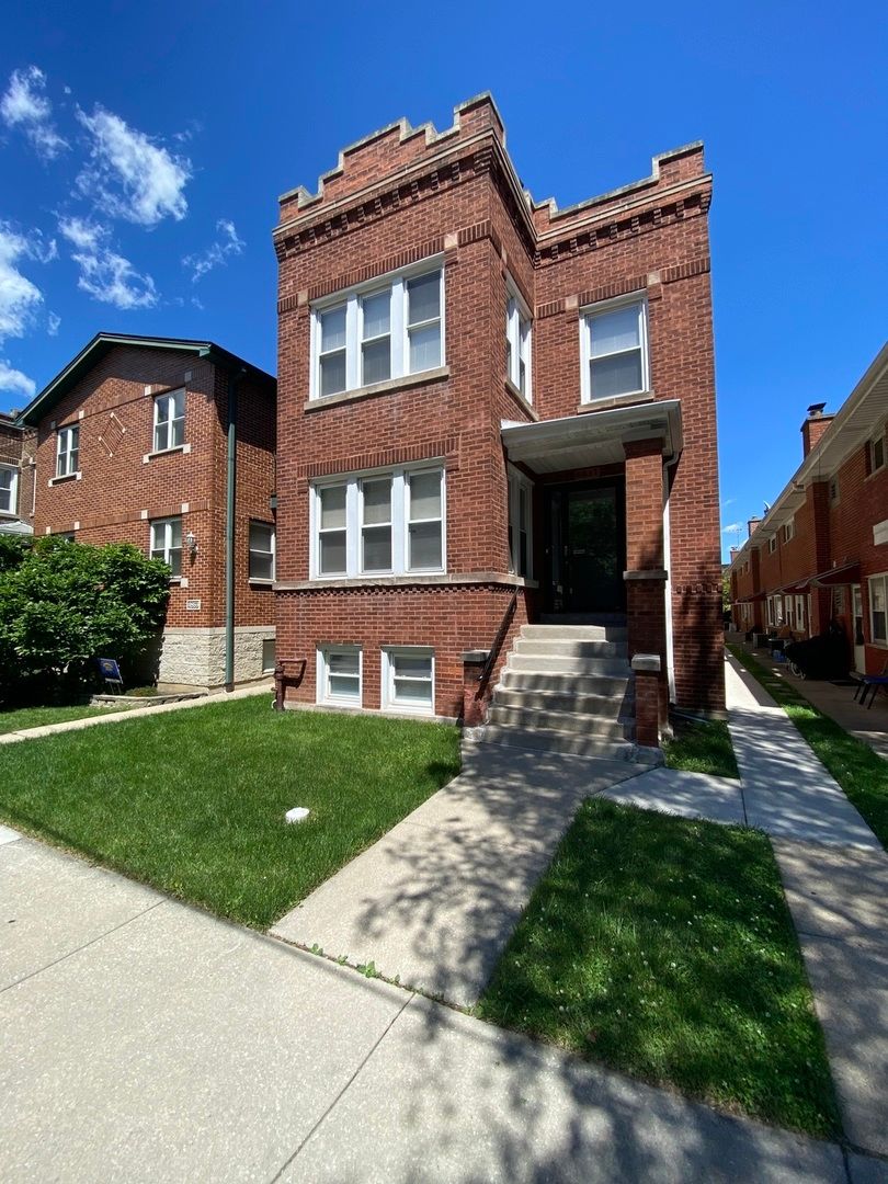 4851 N Central Avenue #1E — Chicago, IL 60630