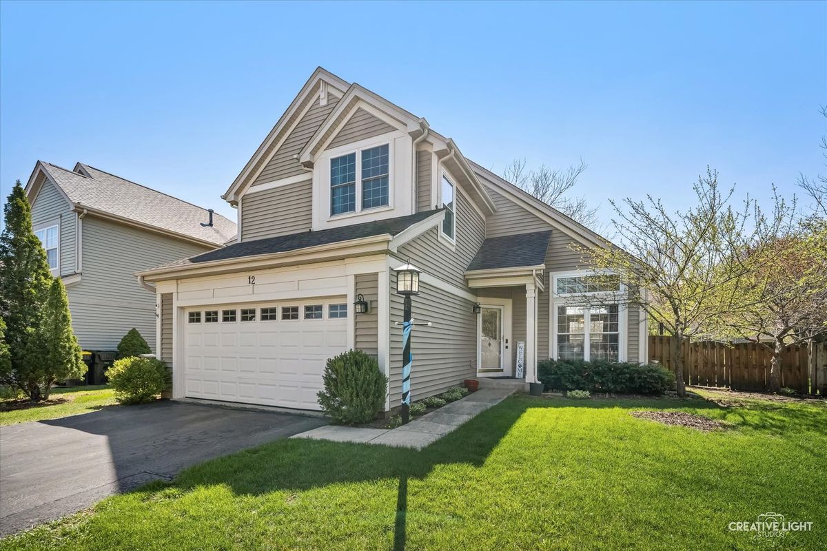12 Middlefield Court, Lake In The Hills, IL 60156