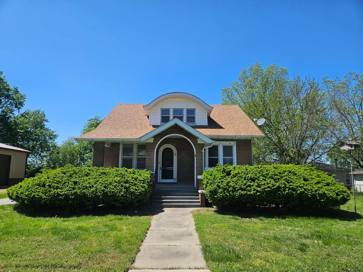167 Park Street, Hoyleton, IL 62803