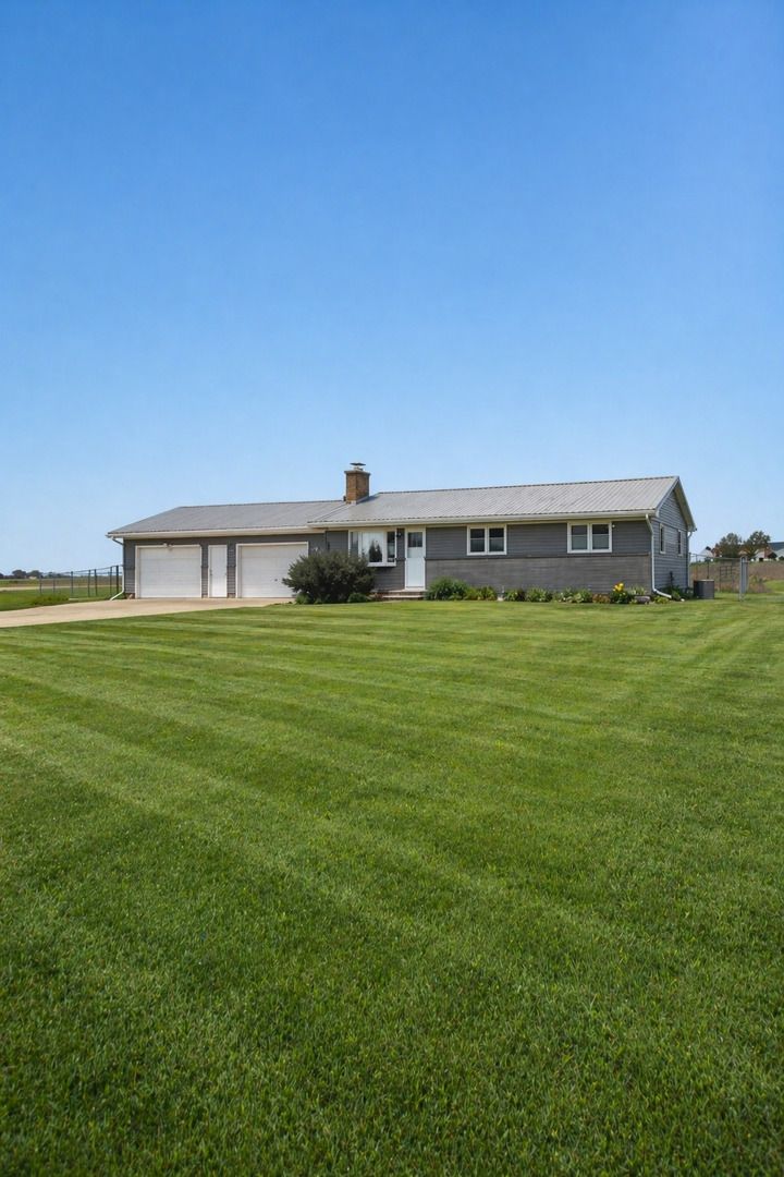 1751 Maples Road — Dixon, IL 61021
