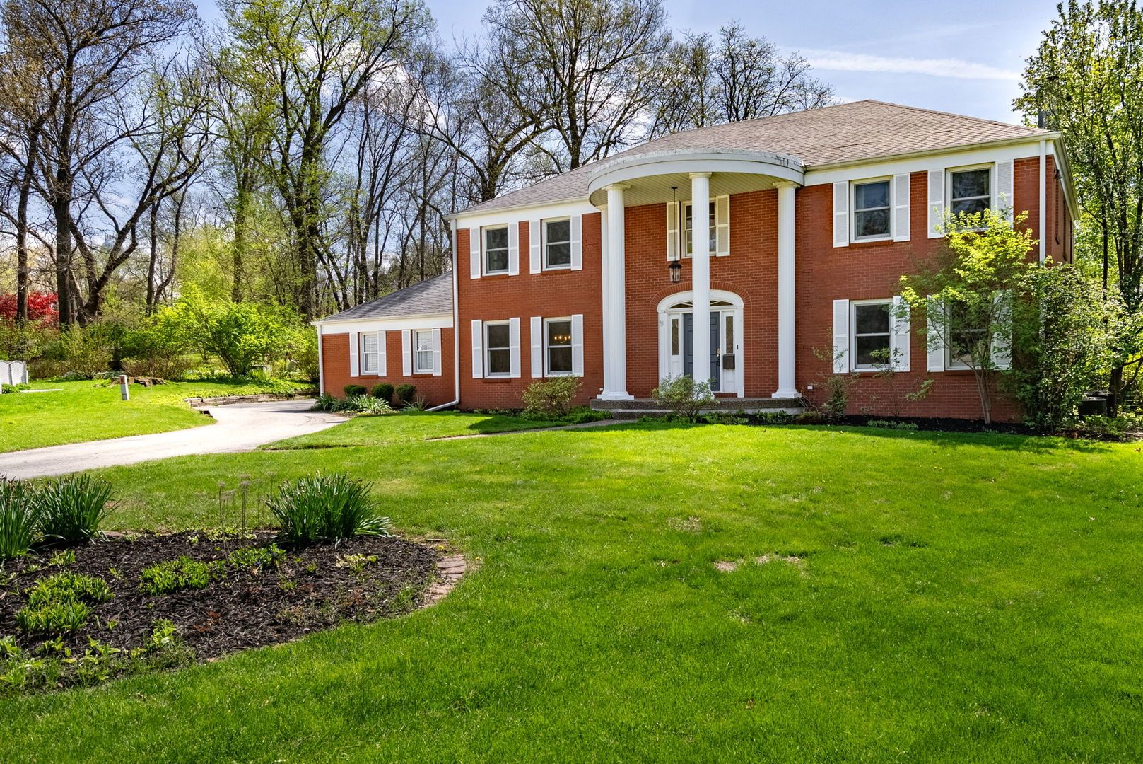 1220 38th Avenue Court — Rock Island, IL 61201