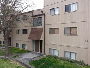 48 Oak Hill Colony, Fox Lake, IL 60020