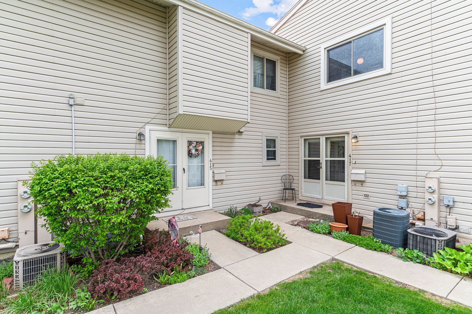 417 Verde Drive — Schaumburg, IL 60173