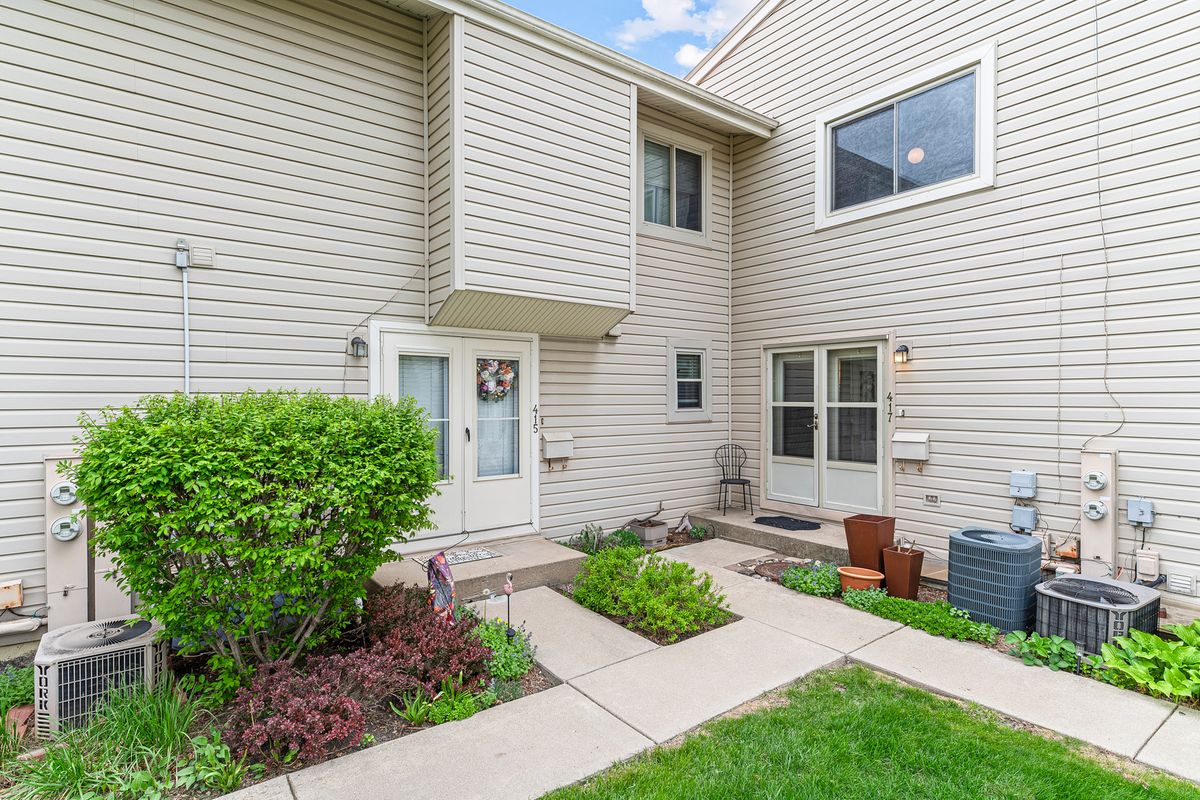 417 Verde Drive, Schaumburg, IL 60173