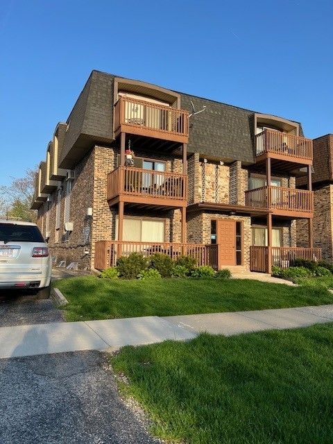 14747 Kenton Avenue #2A, Midlothian, IL 60445