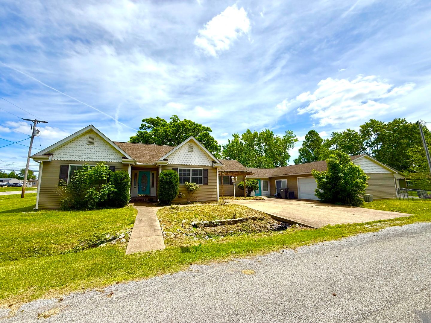 104 Mcneil — Energy, IL 62933