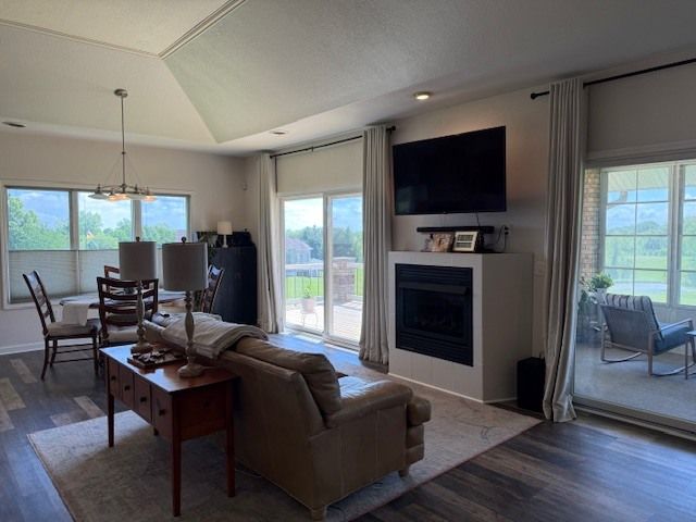 148 Virginia Drive #B, Makanda, IL 62958
