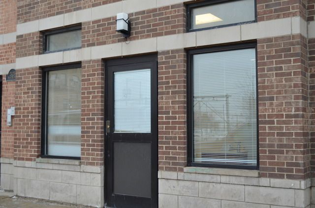 2427 W Madison Street — Chicago, IL 60612