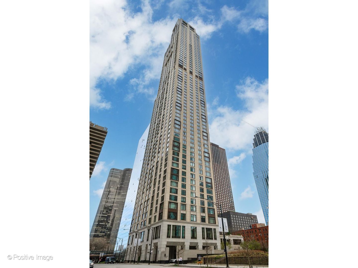 451 E Grand Avenue #4503 — Chicago, IL 60611