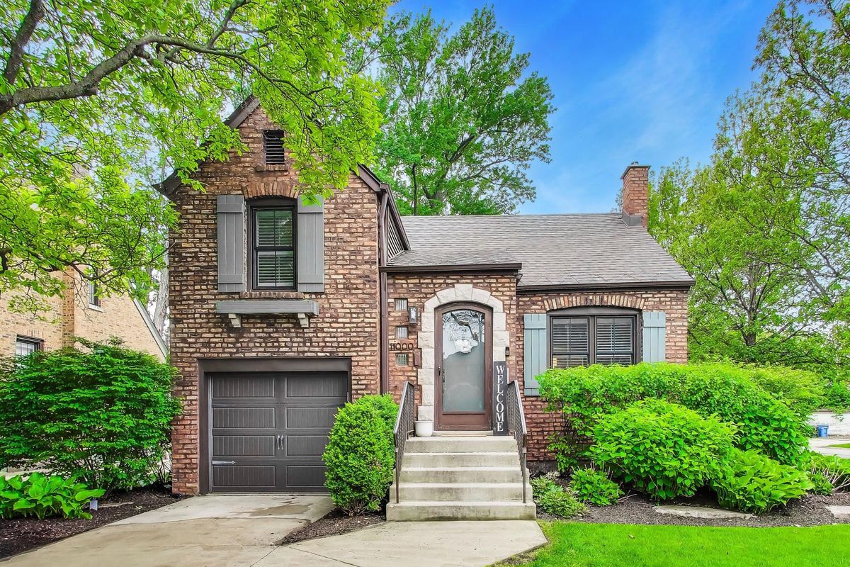 11000 TRUMBULL Avenue, Chicago, IL 60655