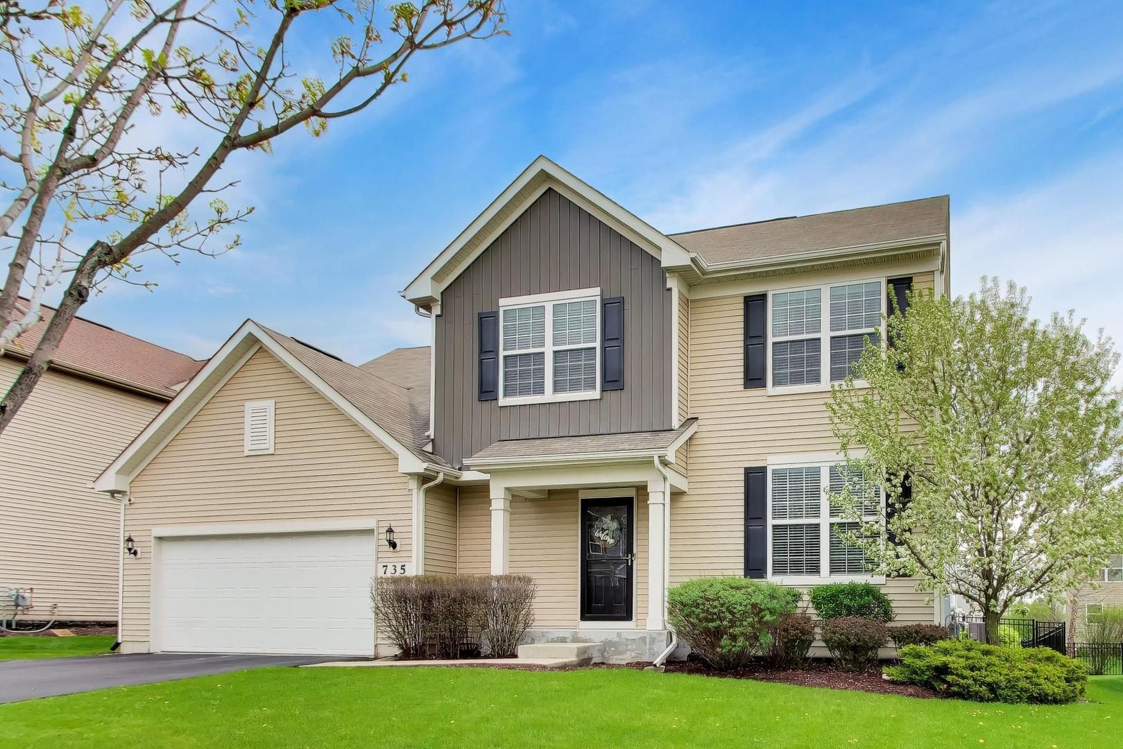735 Glenwood Drive — South Elgin, IL 60177