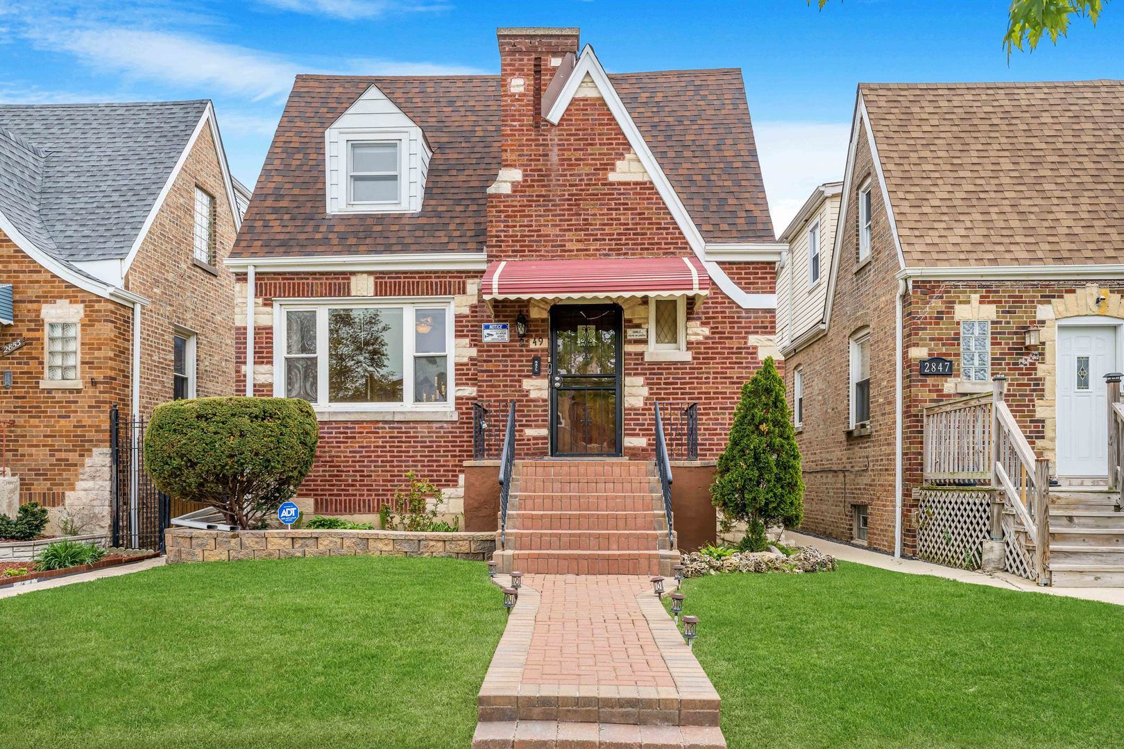 2849 N Merrimac Avenue — Chicago, IL 60634