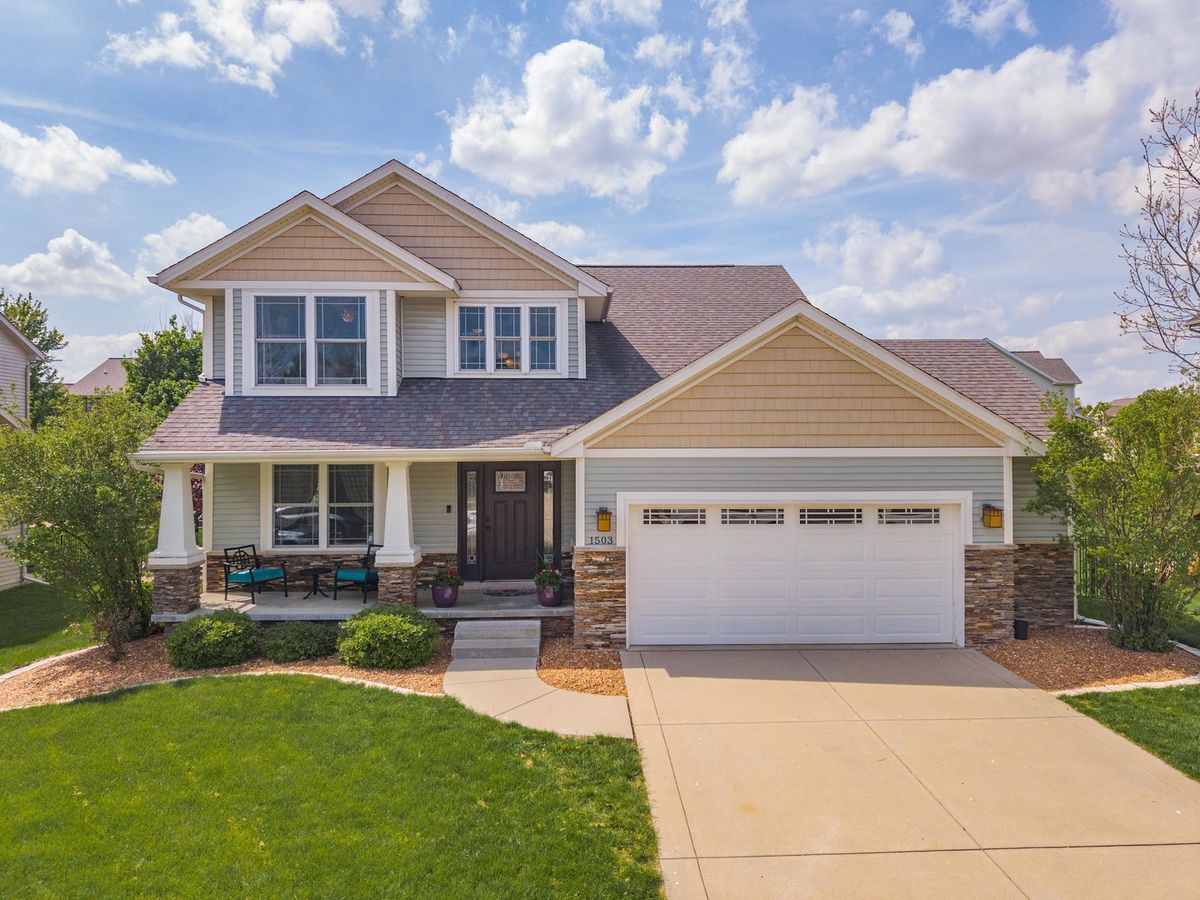 1503 Rathmore Road, Bloomington, IL 61705