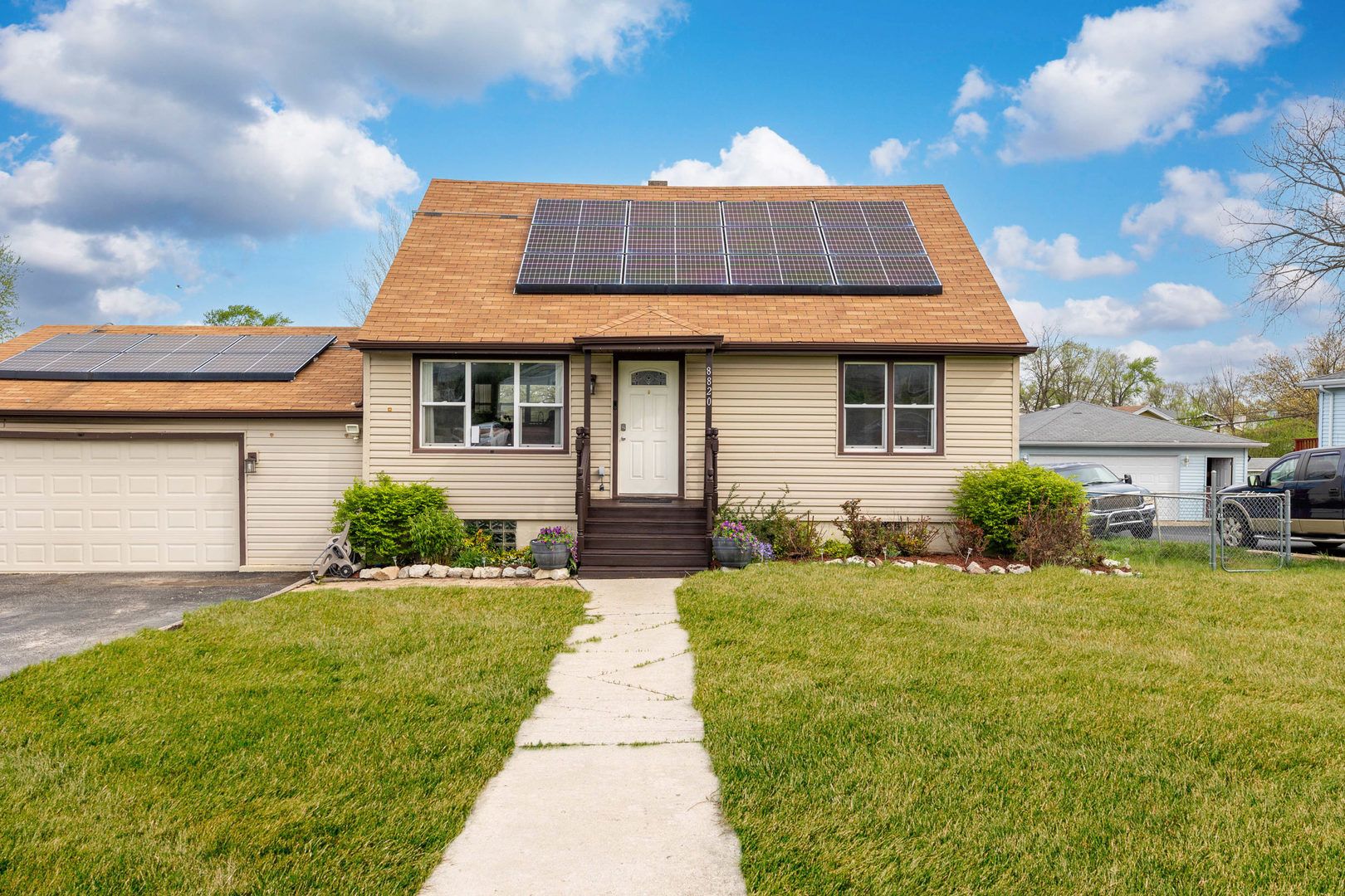 8820 W 85th Place — Justice, IL 60458