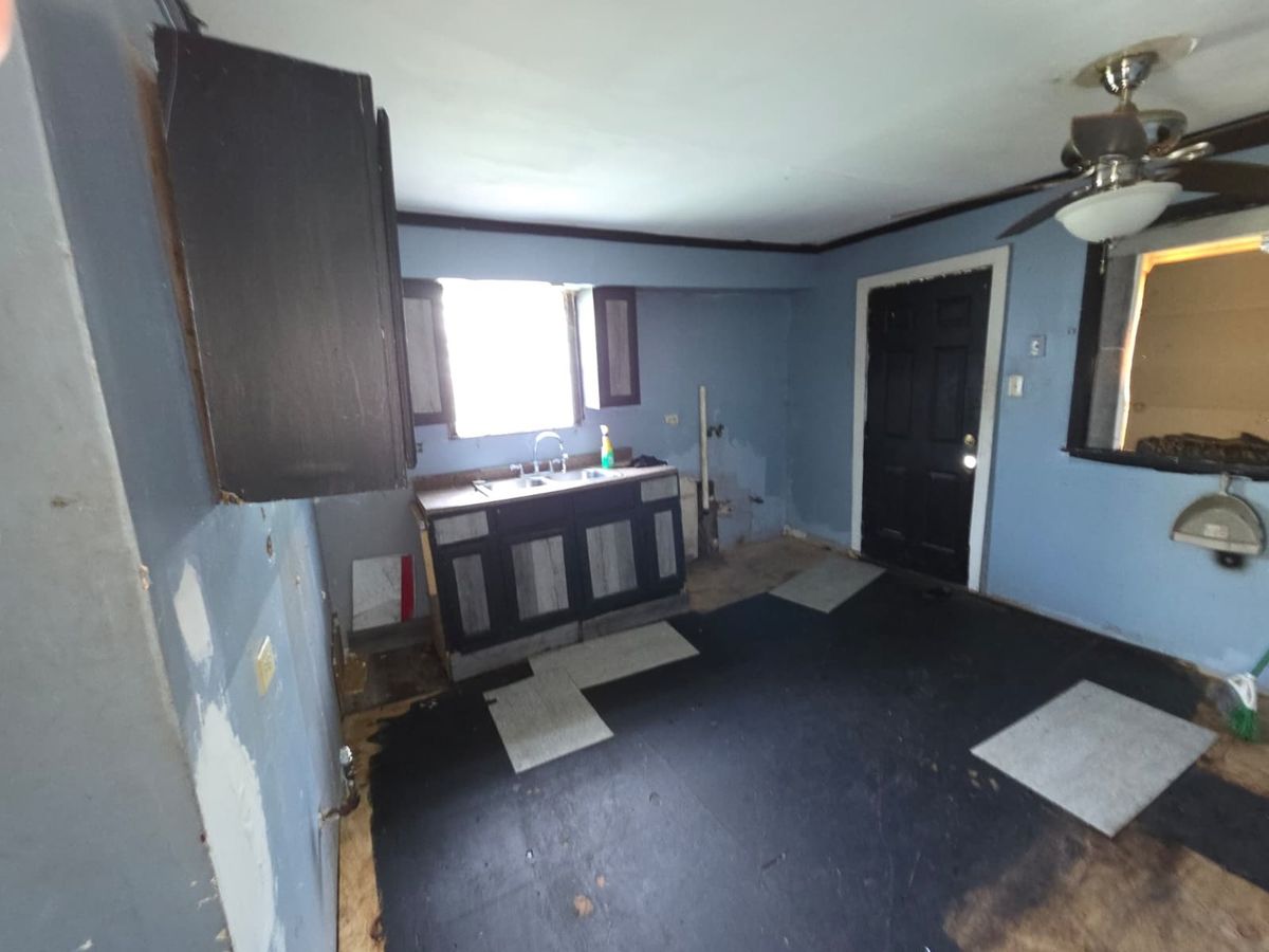 4132 138th Street, Robbins, IL 60472