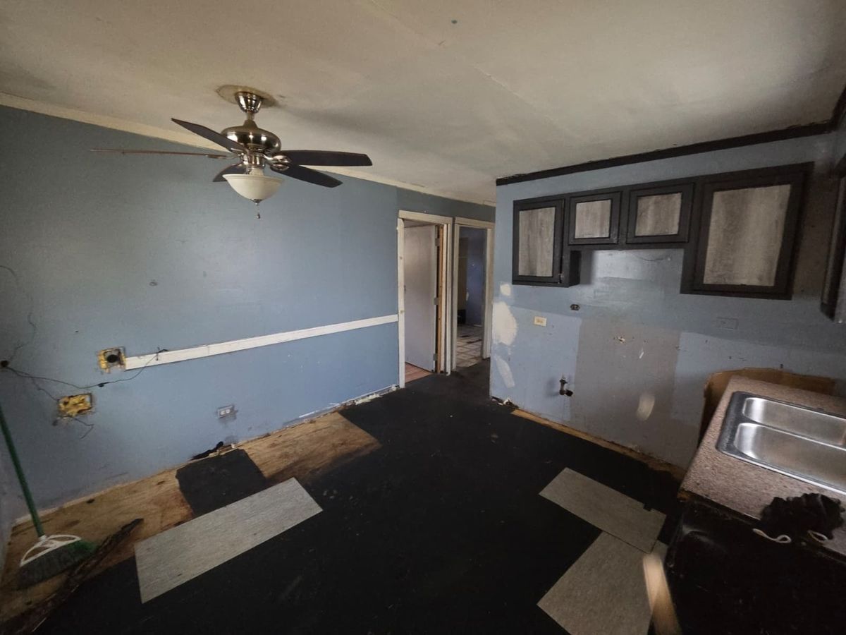 4132 138th Street, Robbins, IL 60472