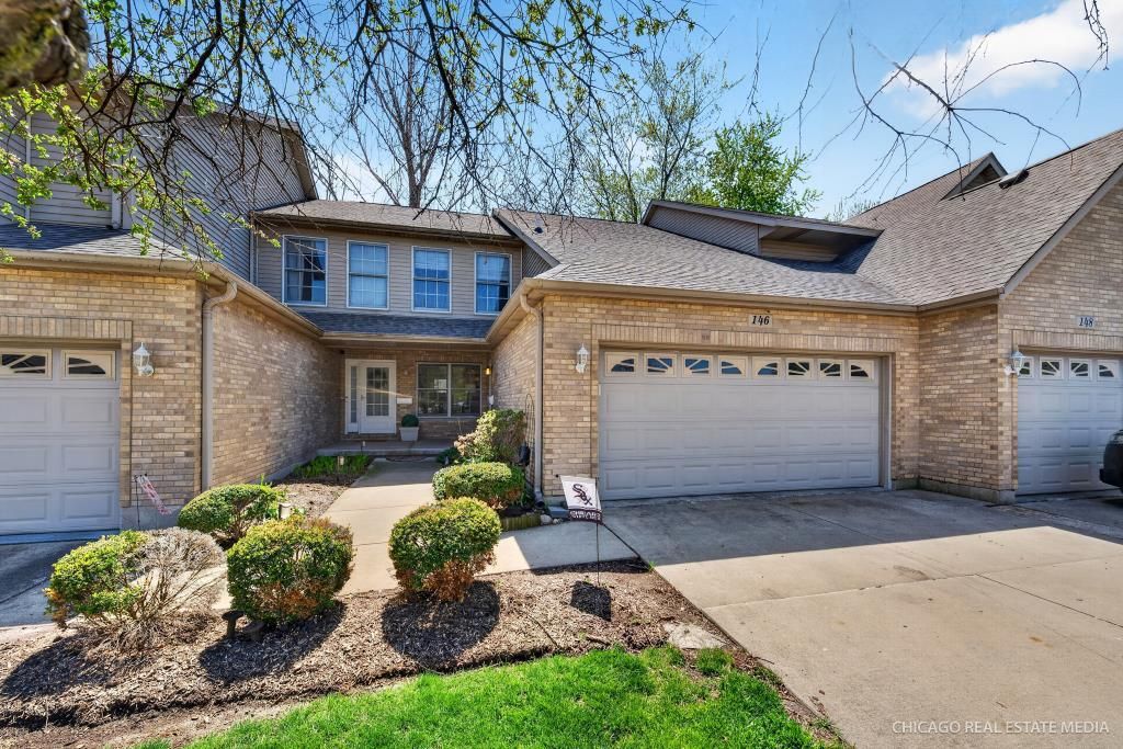 146 Mclaren Drive, Sycamore, IL 60178