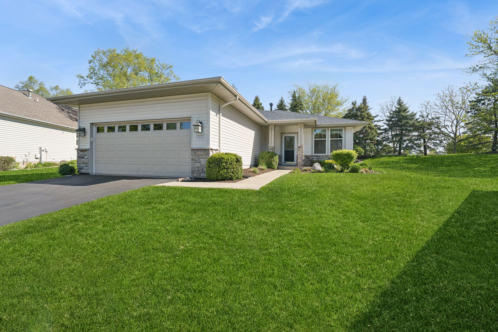13232 Indiana Court — Huntley, IL 60142