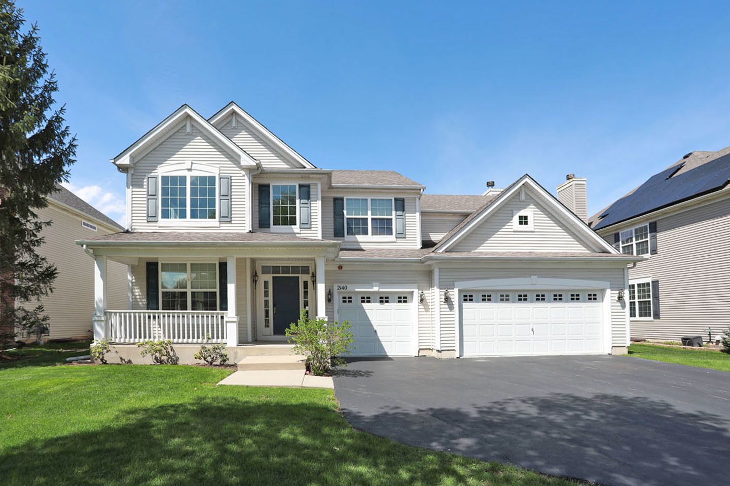 2140 Edgartown Lane — Hoffman Estates, IL 60192
