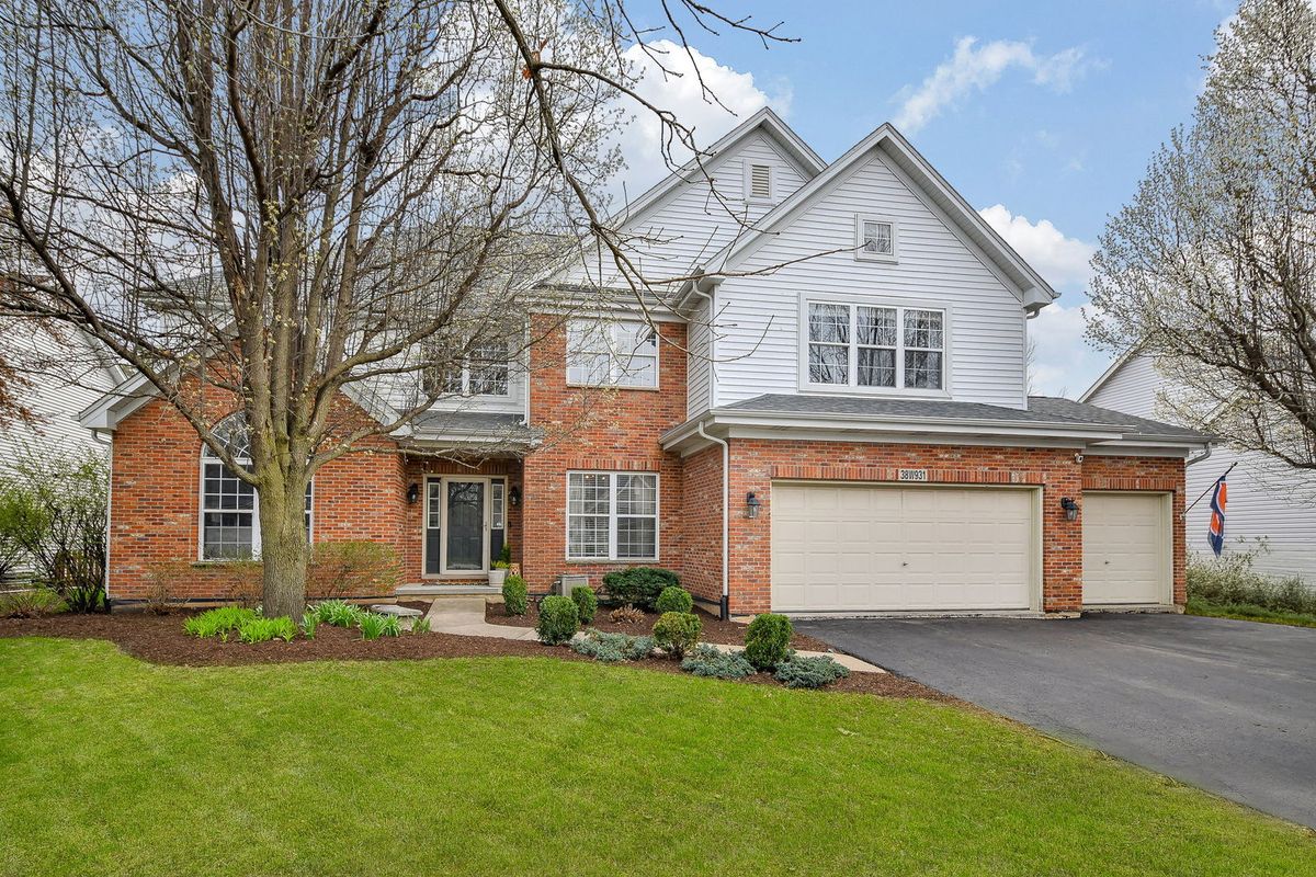 38W931 McNair Drive, Geneva, IL 60134