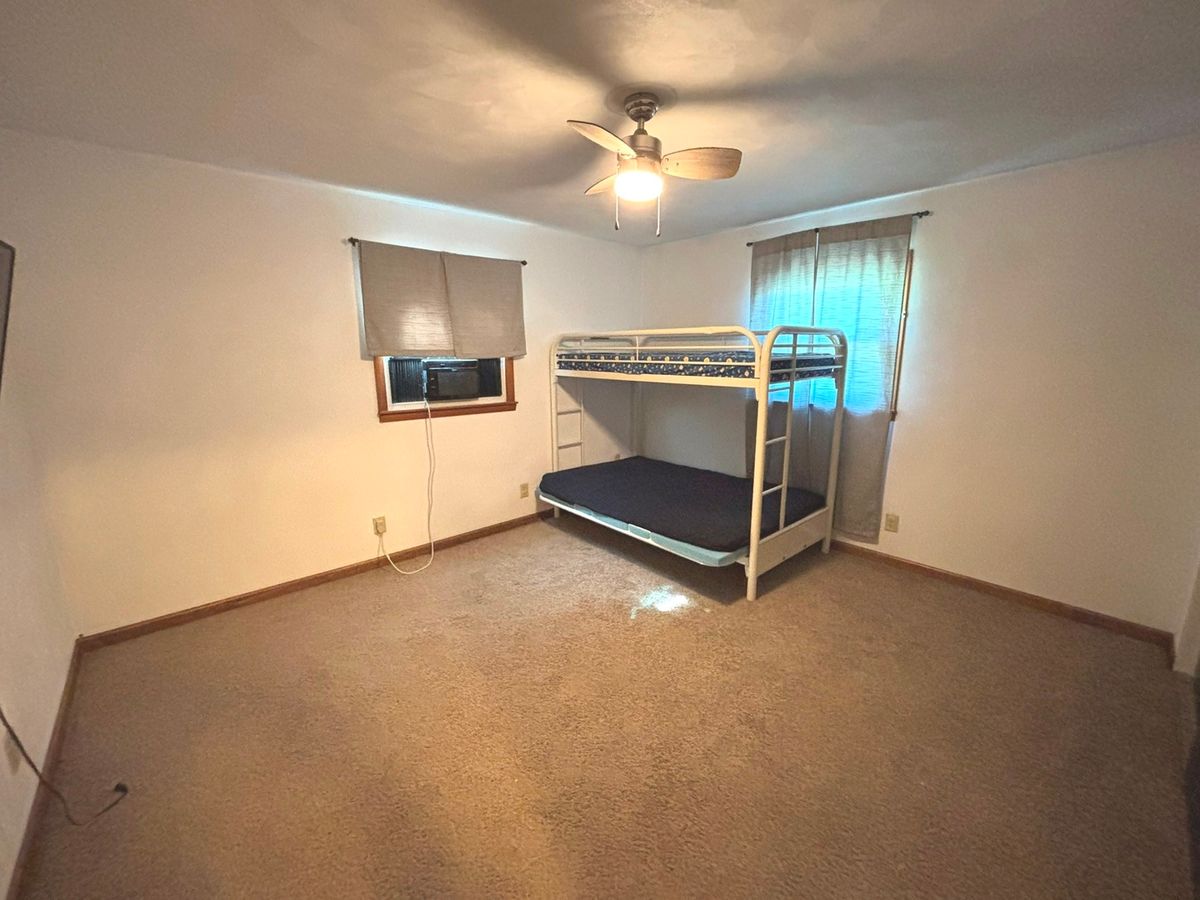 701 Boyd Avenue, Iuka, IL 62849