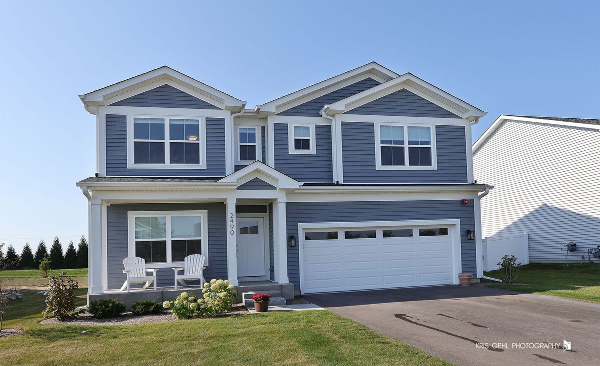 2490 Olivia Court, Wauconda, IL 60084
