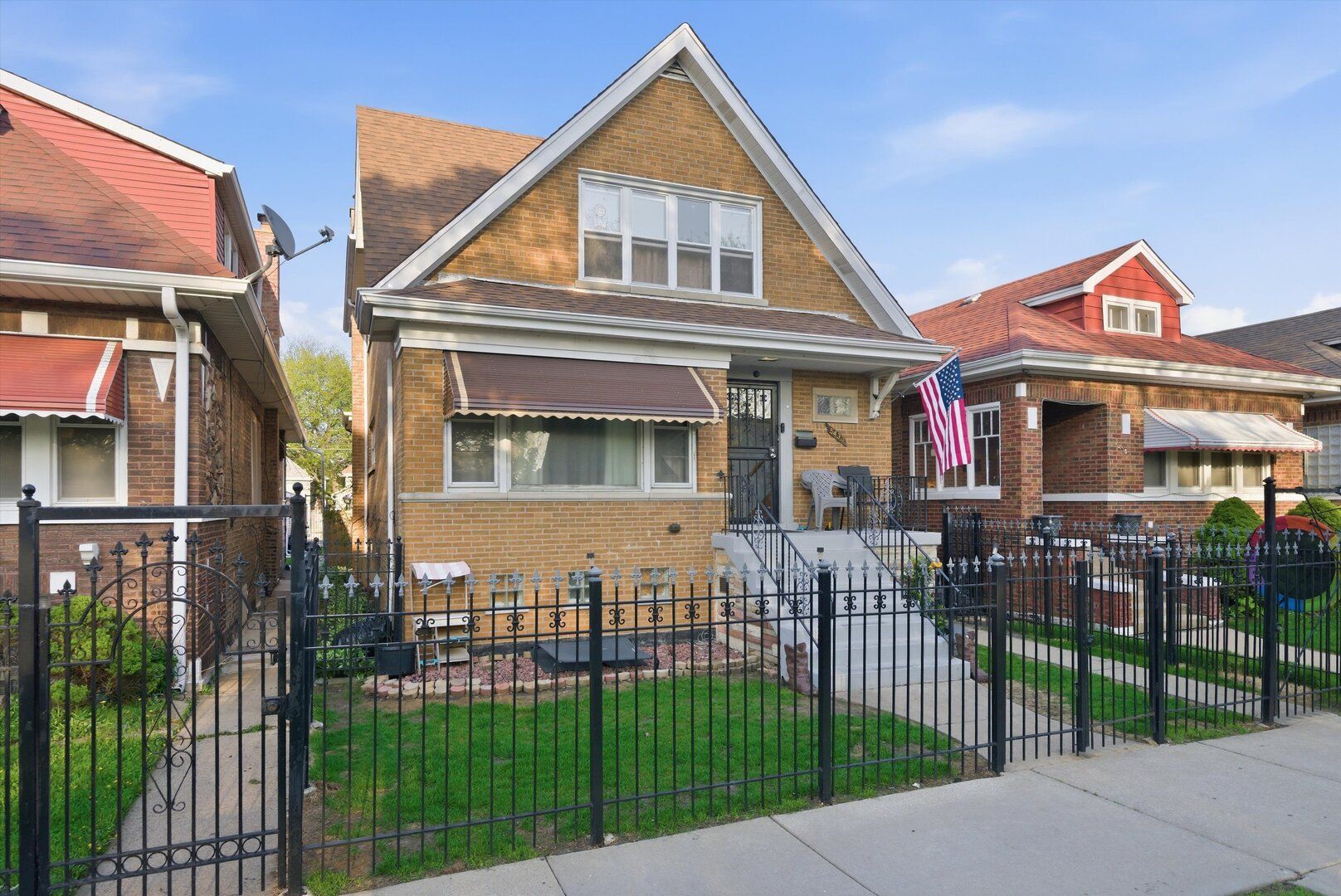5433 S Homan Avenue — Chicago, IL 60632