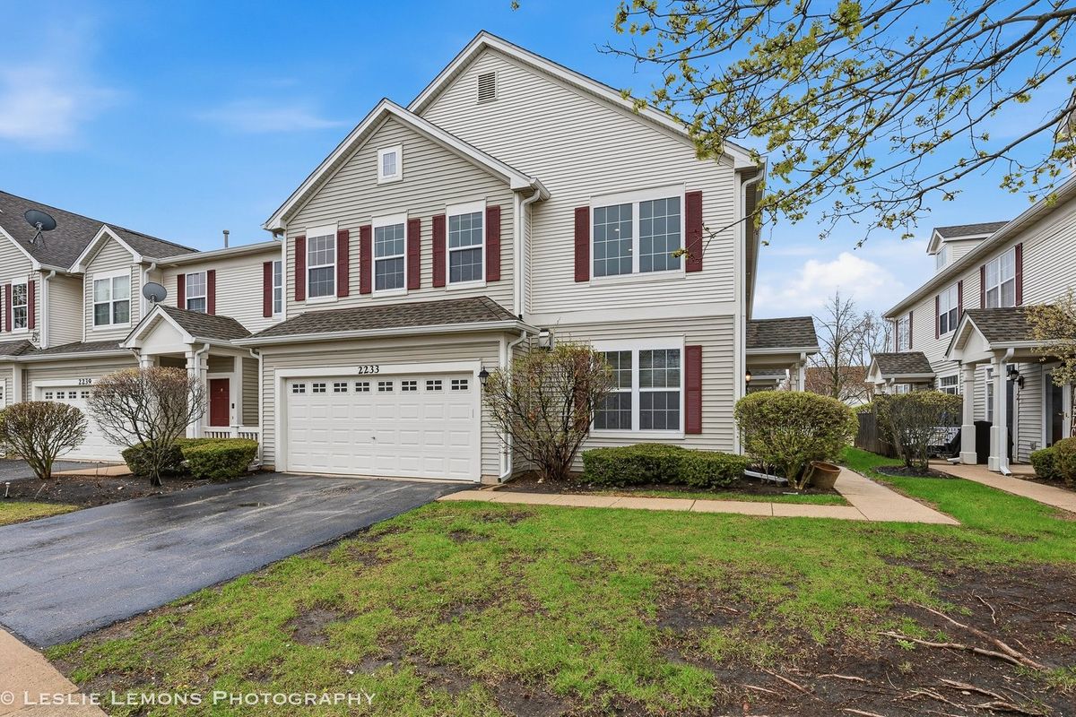 2233 Hillsboro Court, Aurora, IL 60503