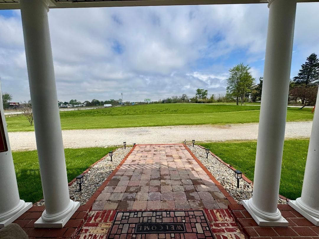 928 N Calumet Avenue, Chesterton, IN 46304