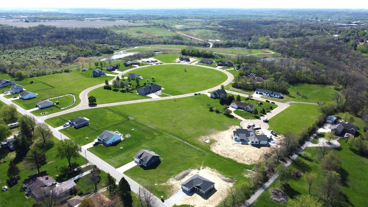 27 Cavalier Court, Lasalle, IL 61301