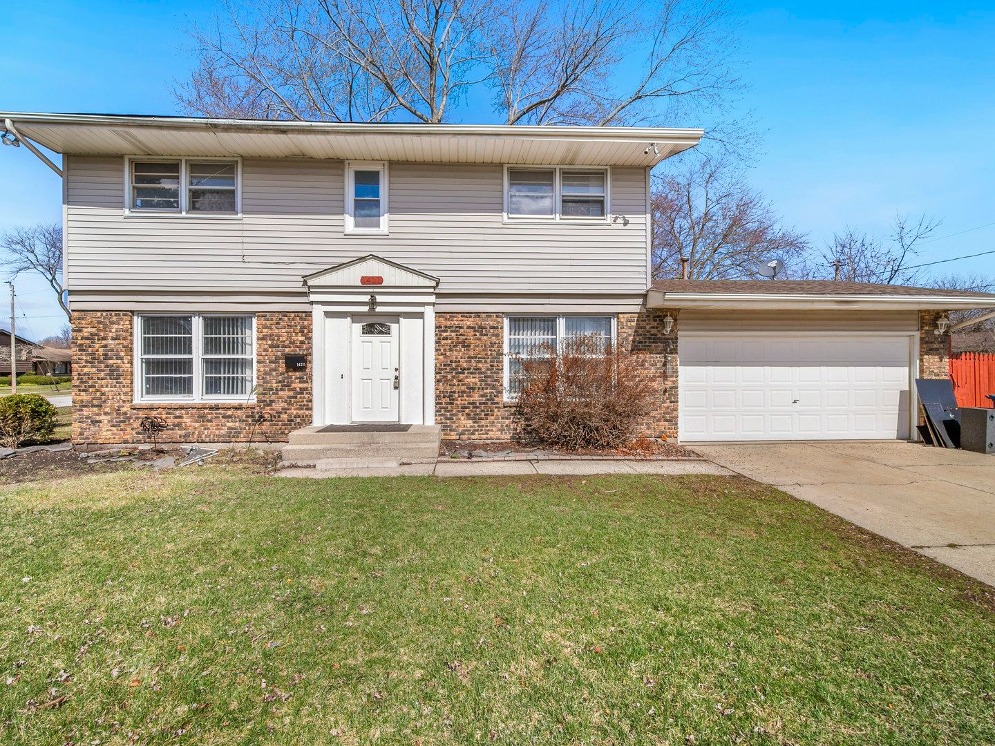 1421 Heather Drive — Aurora, IL 60506