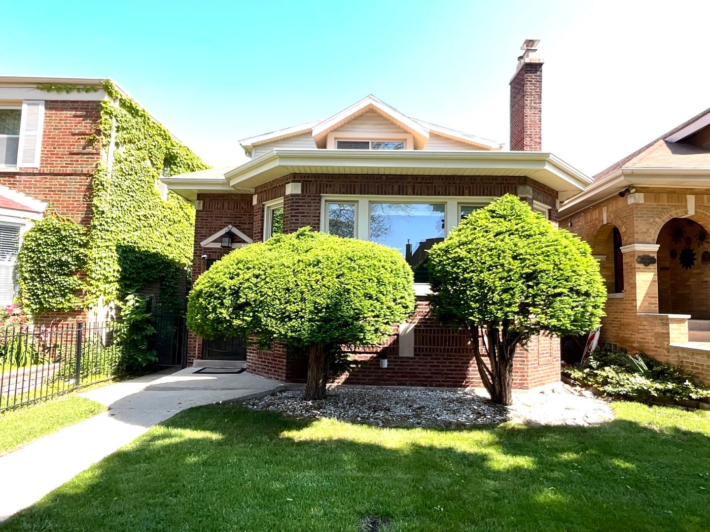 1708 E 84th Place — Chicago, IL 60617