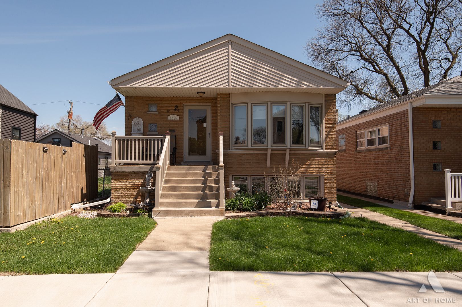 5555 S Menard Avenue — Chicago, IL 60638