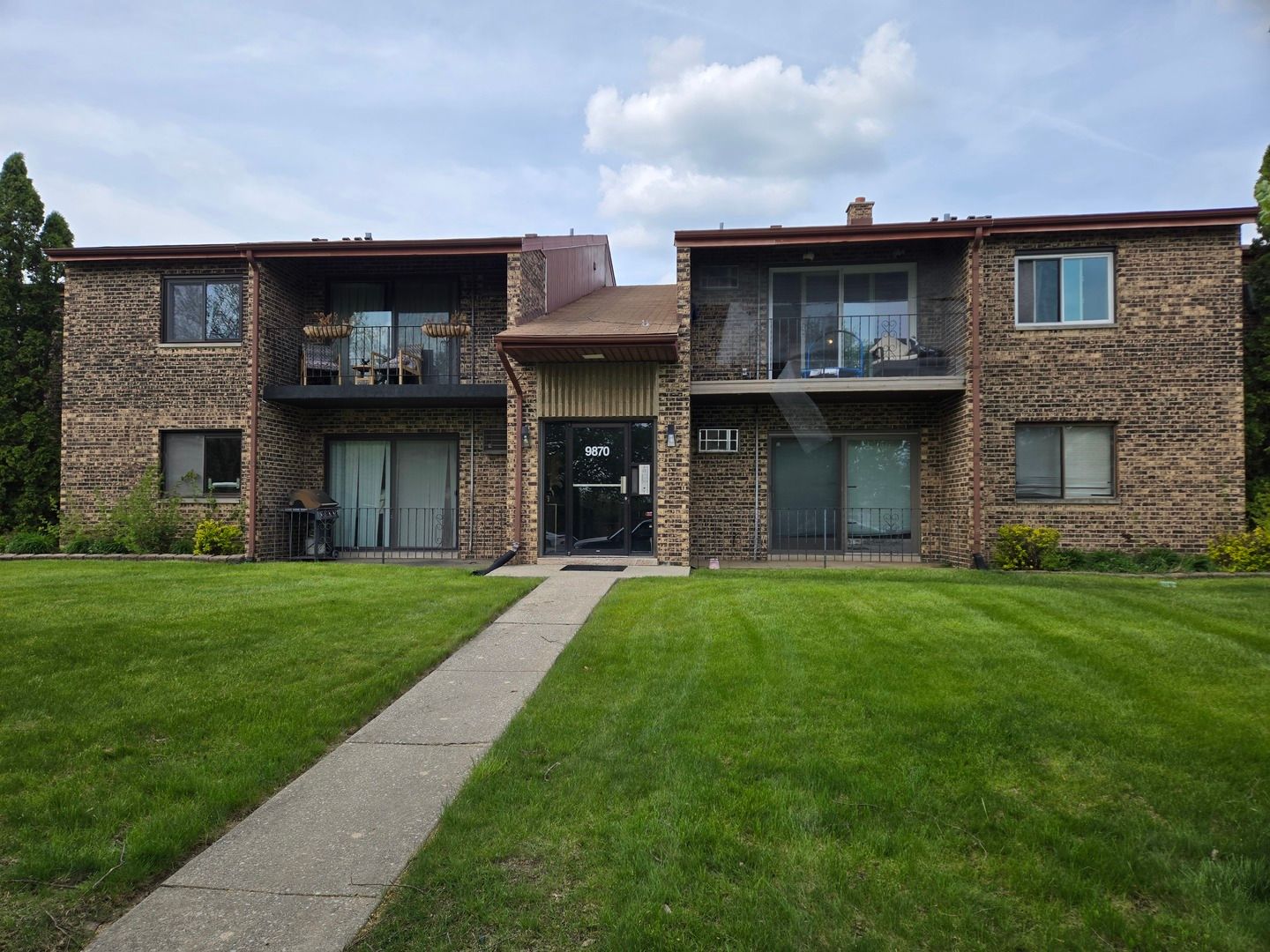 9870 Cordoba Court #1B — Orland Park, IL 60462