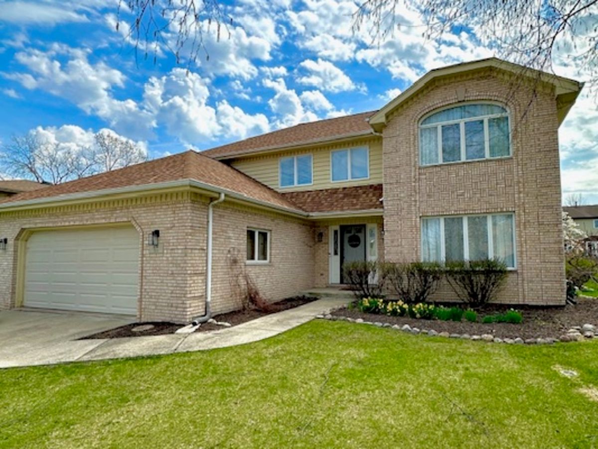 6 Wend Street, Lemont, IL 60439