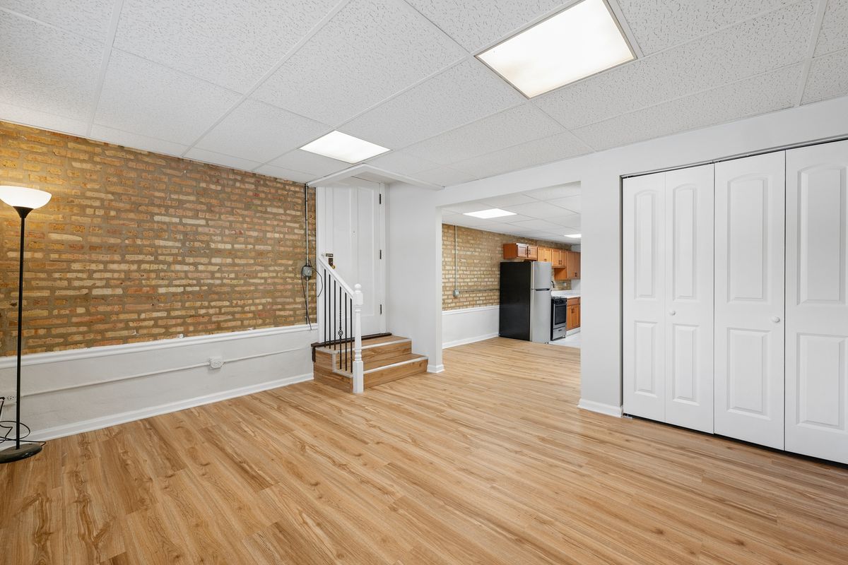 7216 Jackson Boulevard #CM, Forest Park, IL 60130