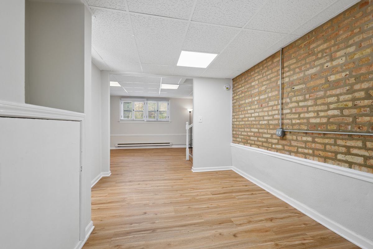 7216 Jackson Boulevard #CM, Forest Park, IL 60130