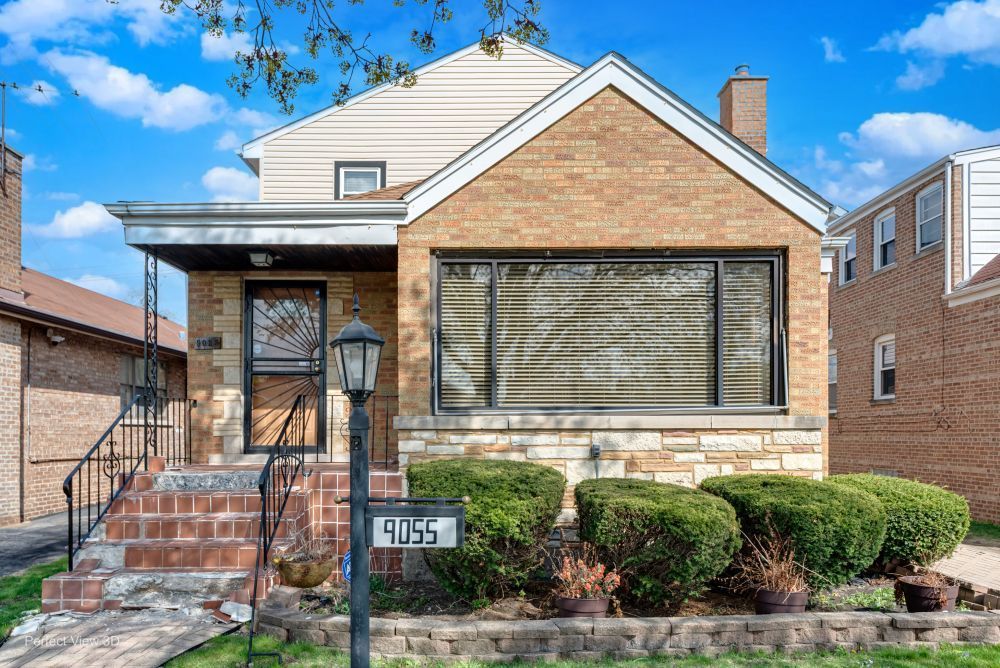 9055 Luella Avenue, Chicago, IL 60617