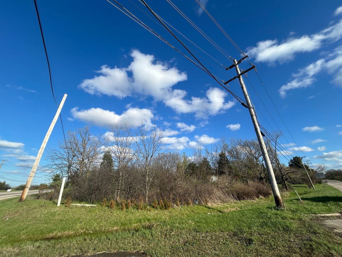 31101 Fairfield Road, Grayslake, IL 60030