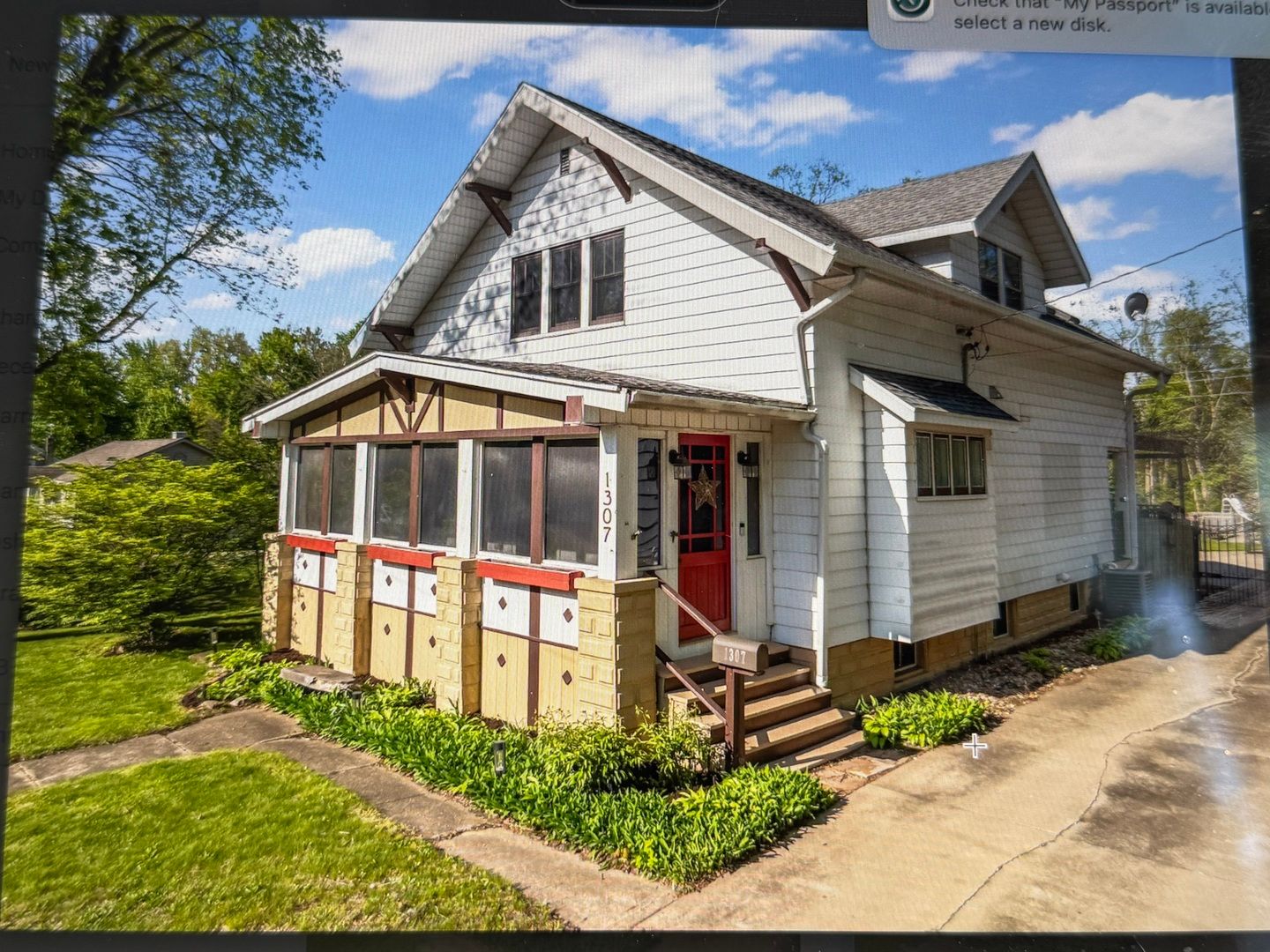 1307 S Linden Street — Normal, IL 61761