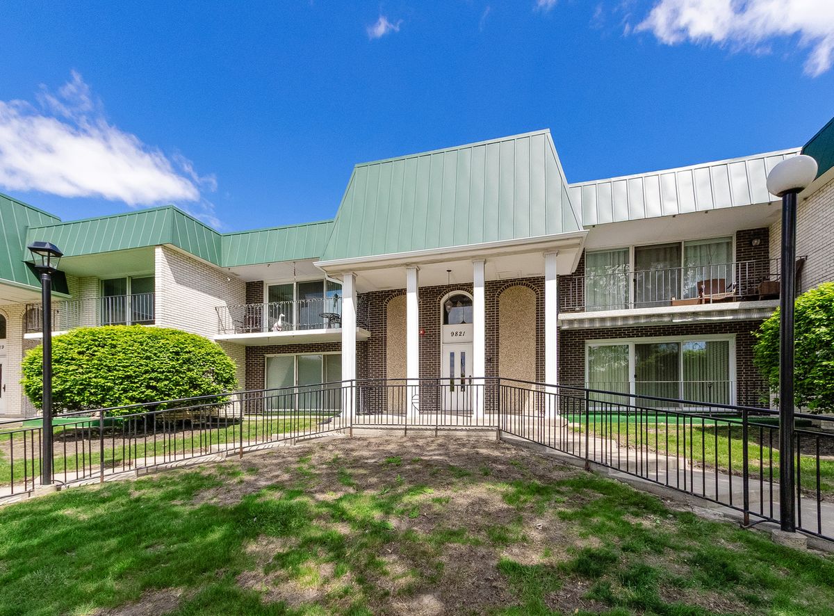 9821 Keeler Avenue, Oak Lawn, IL 60453