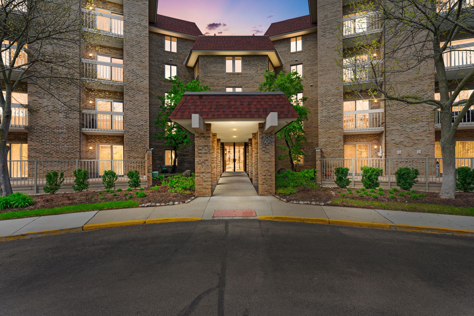 1280 Rudolph Road #4K — Northbrook, IL 60062